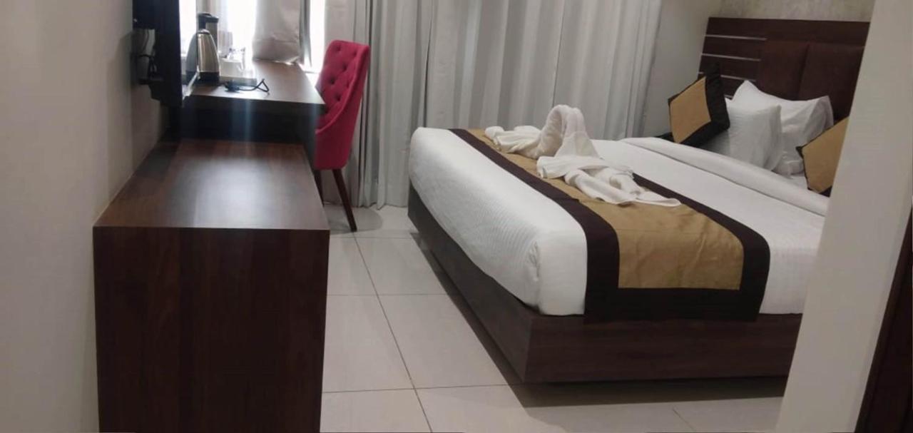 Rajlaxmi Hotel - Free Airport Pickup And Drop Jaipur Exterior foto
